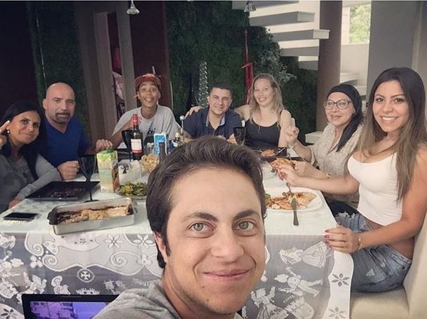Thammy Miranda mostra almoço em família com Gretchen e Andressa Ferreira (Foto: Reprodução_Instagram)