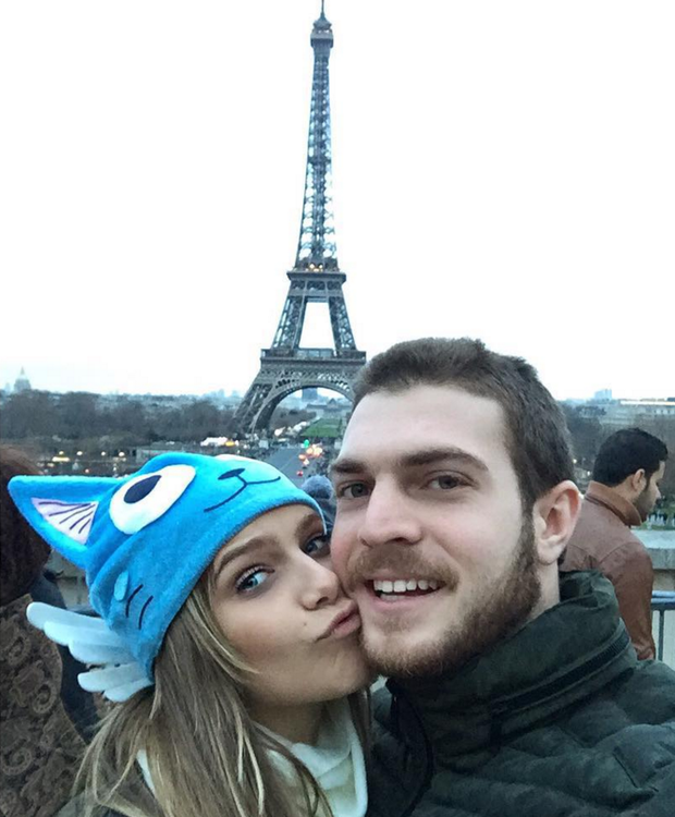 Isabella Santoni e o namorado, Lucas Wakim (Foto: Reprodução/Instagram)