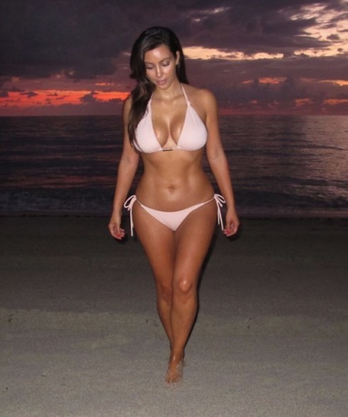 Kim Kardashian (Foto: Reprodução/ Site Oficial)