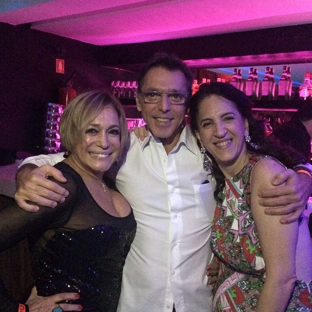 Susana Vieira, Guilherme Leme e a produtora Aniela Jordan em boate na Zona Sul do Rio (Foto: Instagram/ Reprodução)