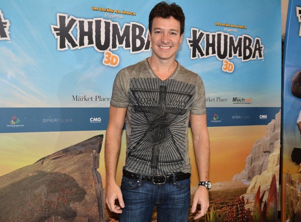 Rodrigo Faro chega para Pré-estreia do filme Khumba (Foto: Caio Duran / AgNews)
