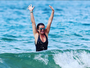 Lea Michele curte férias em Maui, no Havaí, e faz álbum de fotos da viagem