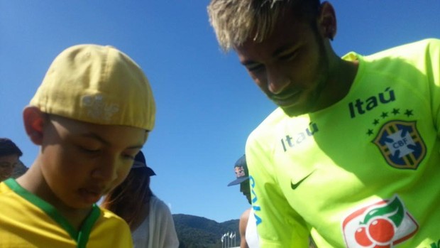 Raffaell César e Neymar (Foto: Facebook / Reprodução)