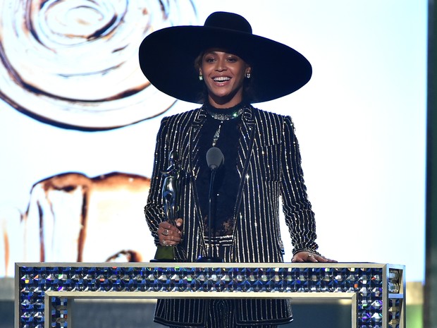 Beyoncé em prêmio de moda em Nova York, nos Estados Unidos (Foto: Theo Wargo/ Getty Images/ AFP)