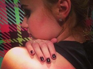 Demi Lovato faz nova tatuagem (Foto: Instagram / Reprodução)