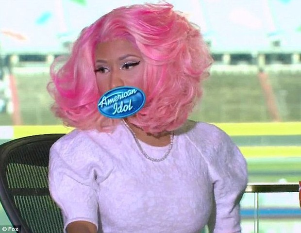 Nicki Minaj tem palavrão censurado na edição do 'American Idol' (Foto: Fox/Reprodução)