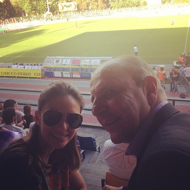 Carol Celico posta foto com o sogro (Foto: Instagram / Reprodução)