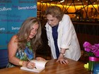 Bruna Lombardi lança livro com amigos famosos em São Paulo