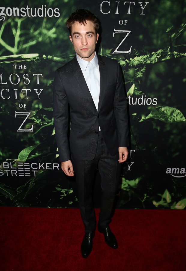 Robert Pattinson em première de filme em Los Angeles, nos Estados Unidos (Foto: Rich Fury/ Getty Images/ AFP)