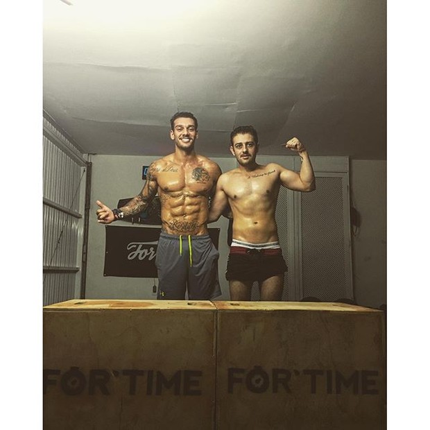Lucas Lucco e amigo (Foto: Reprodução/Instagram)