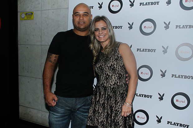 Milene Domingues e o namorado, Rubens Lopes, em boate em São Paulo (Foto: Amauri Nehn/ Ag. News)