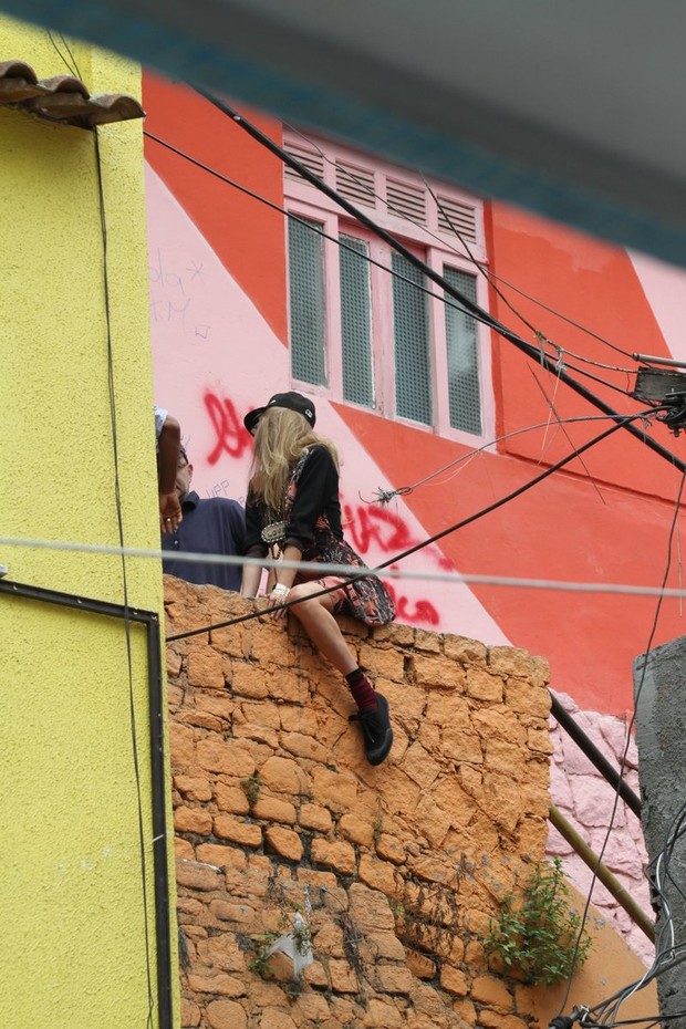 Cara Delevingne no Rio de Janeiro (Foto: Henrique Oliveira / FotoRioNews)