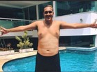 MC Bin Laden posa sem camisa e diz ter perdido 28 quilos em um mês