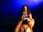 Roupa de Rihanna no Rock in Rio ganha memes e comparações na web