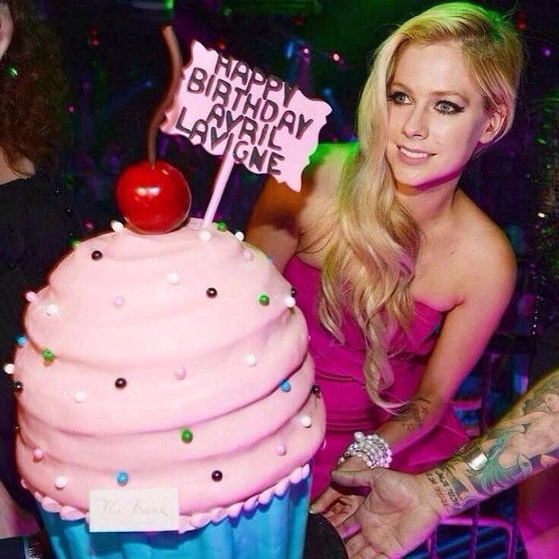 Avril Lavigne comemora aniversário (Foto: Instagram/ Reprodução)