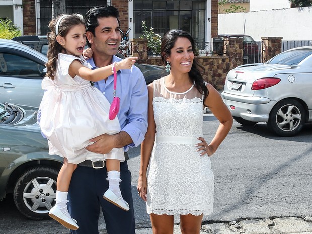 Edu Guedes com a filha, Maria Eduarda, e a namorada em festa em São Paulo (Foto: Manuela Scarpa e Marcos Ribas/ Foto Rio News)