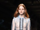Grife exagera na transparência durante semana de moda de Milão