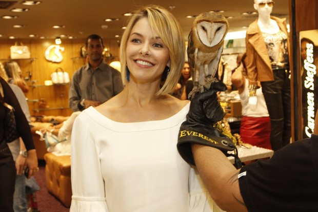 Bianca Rinaldi em lançamento de coleção de loja (Foto: Marcos Ferreira / Foto Rio News)