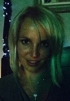 Britney Spears muda o visual e fã detona: ‘Parece um detento’