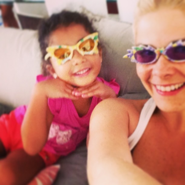 Samara Felippo e a filha Alícia (Foto: Instagram/ Reprodução)