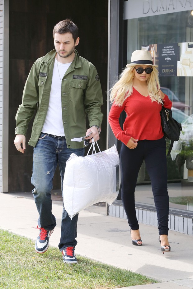 Christina Aguilera e Mathew Rutler (Foto: Grosby Group/Agência)