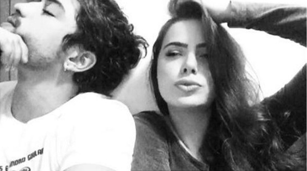 Douglas Sampaio e Rayanne Morais: cada dia mais apaixonados (Foto: Reprodução/Instagram)