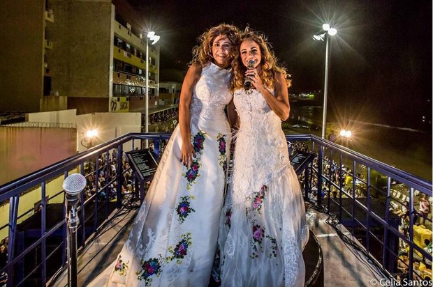 Malu Verçosa e Daniela Mercury no Carnaval de Salvador (Foto: Celia Santos / Reprodução Instagram)