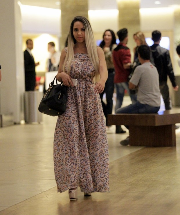 Mulher Melão em shopping na Barra da Tijuca, RJ (Foto: Delson Silva / Agnews)