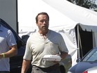 Aos 66 anos, Arnold Schwarzenegger exibe veias saltadas no braço