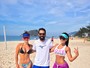 Laura Keller e 'Índia Fitness' exibem corpos esculturais em treino na praia 