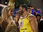 Chama o Latino! Kleber Bambam dá encarada em Mendigata no Rio