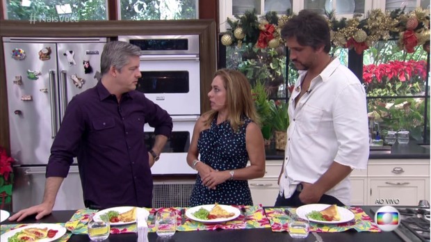 Victor, Cissa Guimarães e Léo (Foto: Reprodução/ TV Globo)