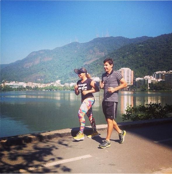 Gaby Amarantos correndo na Lagoa (Foto: Instagram / Reprodução)
