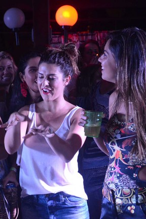 Fernanda Paes Leme em festa na Zona Sul do Rio (Foto: Ari Kaye/ Divulgação)