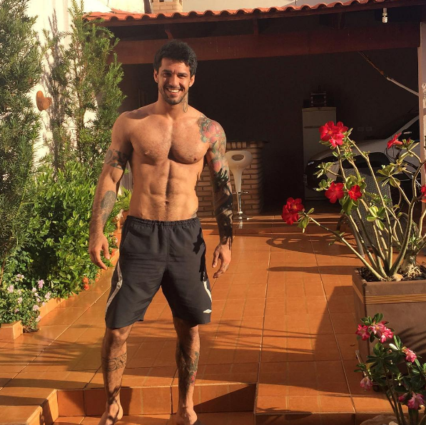 O lutador Igor Ribeiro Marques, namorado de Petra Mattar (Foto: Reprodução / Instagram)