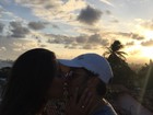 Thammy Miranda posta foto romântica com Andressa Ferreira: 'Mozão'