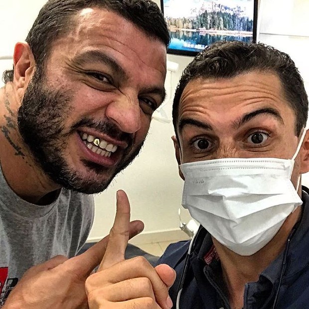 Bambam e seu dentista (Foto: Reprodução/Instagram)
