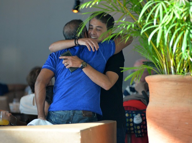Bebeto encontra Romário em shopping do Rio (Foto: William Oda / AgNews)