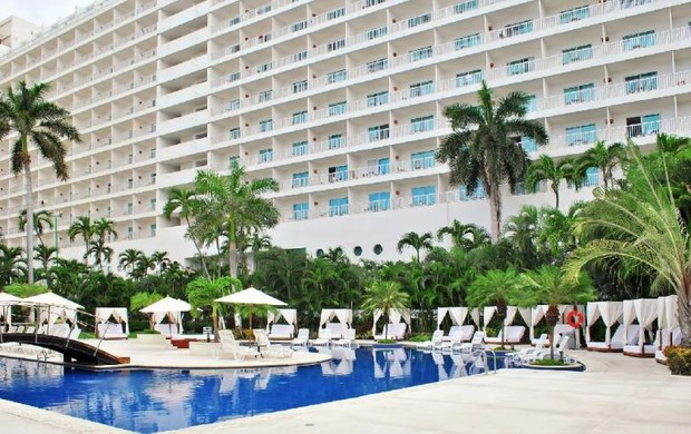 Fotos atuais do hotel onde em 1977 foram gravados os episódios de Chaves em Acapulco (Foto: Reprodução/site oficial)