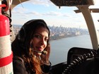 Ex-BBB Gyselle Soares passeia de helicóptero por Nova York