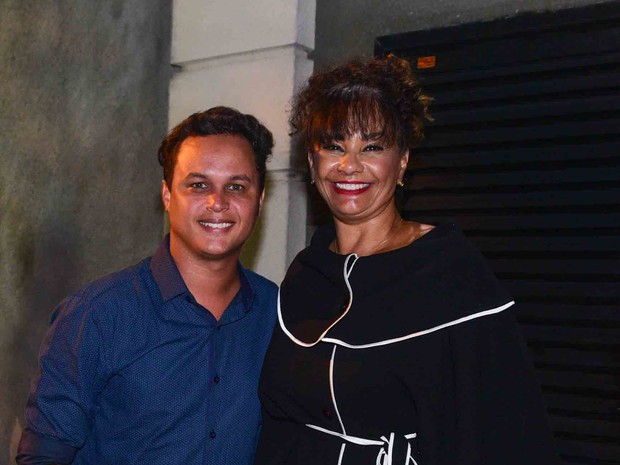 Solange Couto e o marido, Jamerson, em festa em São Paulo (Foto: Leo Franco/ Ag. News)