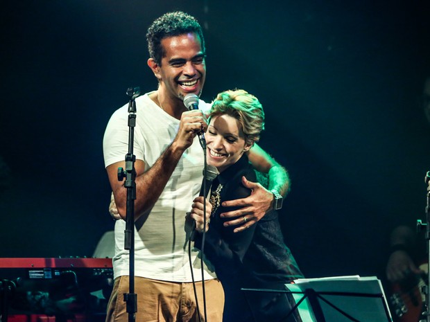 Jair Oliveira e Patricia Marx em show em São Paulo (Foto: Manuela Scarpa/ Foto Rio News)
