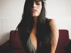 Bianca Leão posa sensual e avisa: 'Não faço dieta'