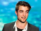 Pattinson diz que riu durante cenas de sexo de 'Amanhecer – Parte 2'