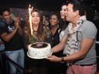 Fabiana Karla comemora aniversário com famosos