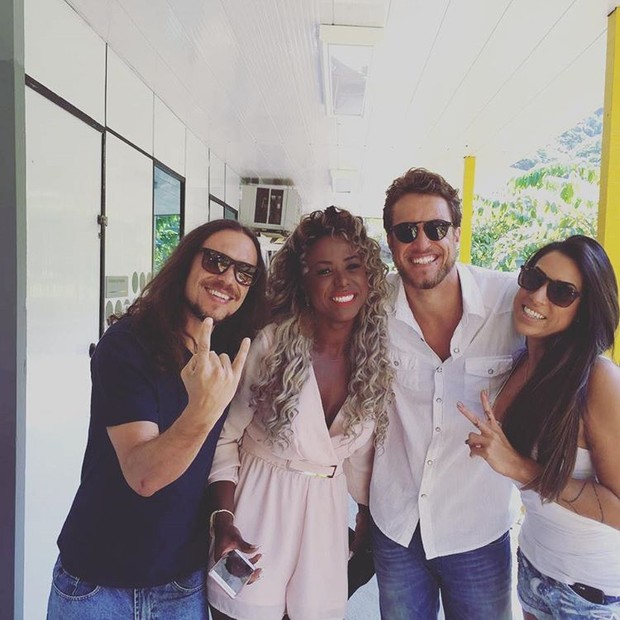 Tamiel, Adélia, Daniel e Juliana (Foto: Reprodução / Instagram)