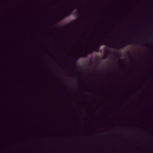 Andressa Urach: sozinha na cama e carente (Foto: Instagram)