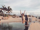 De biquíni, Bruna Santana se diverte em Curaçao