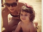 Fernanda Pontes curte praia com a filha: 'Feriado no Paraíso'