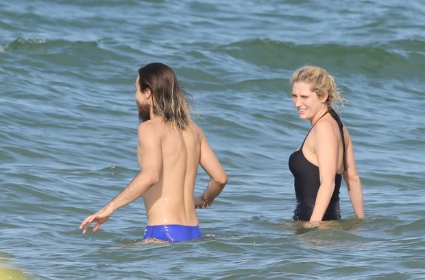 Cantora Kesha na praia (Foto: Gabriel Reis / Agnews)